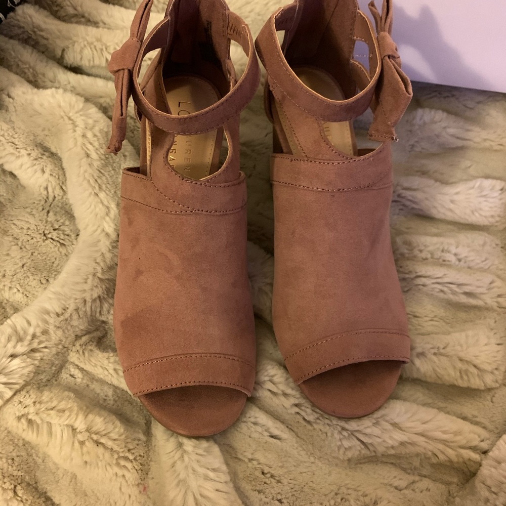 SOLD LC Lauren Conrad java peep toe heels - Picture 2 of 6